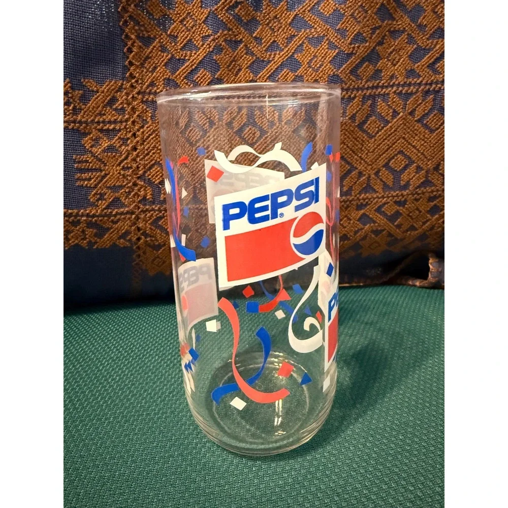 Vintage Pepsi Cola Drinking Glasses Set‎ of 2 Logo and Confetti Graphics Retro